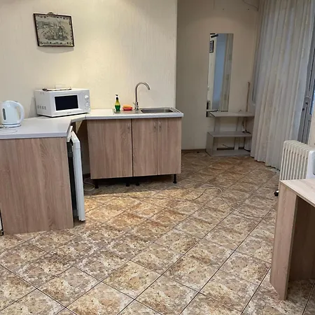 Mini-hotel In Yard بيت ريفي
