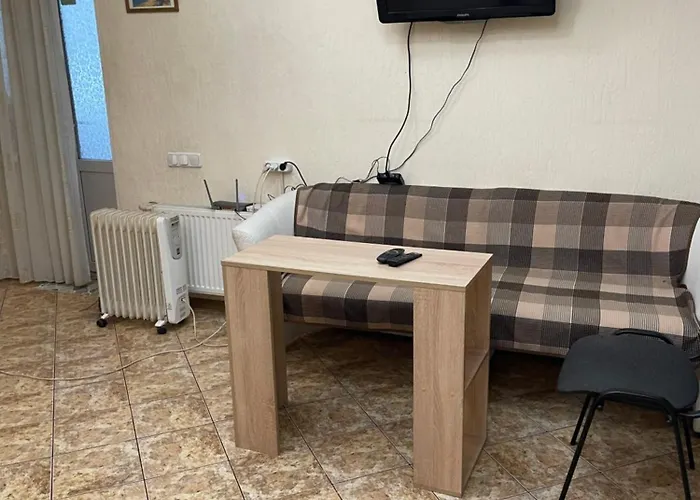 Mini-hotel In Yard *